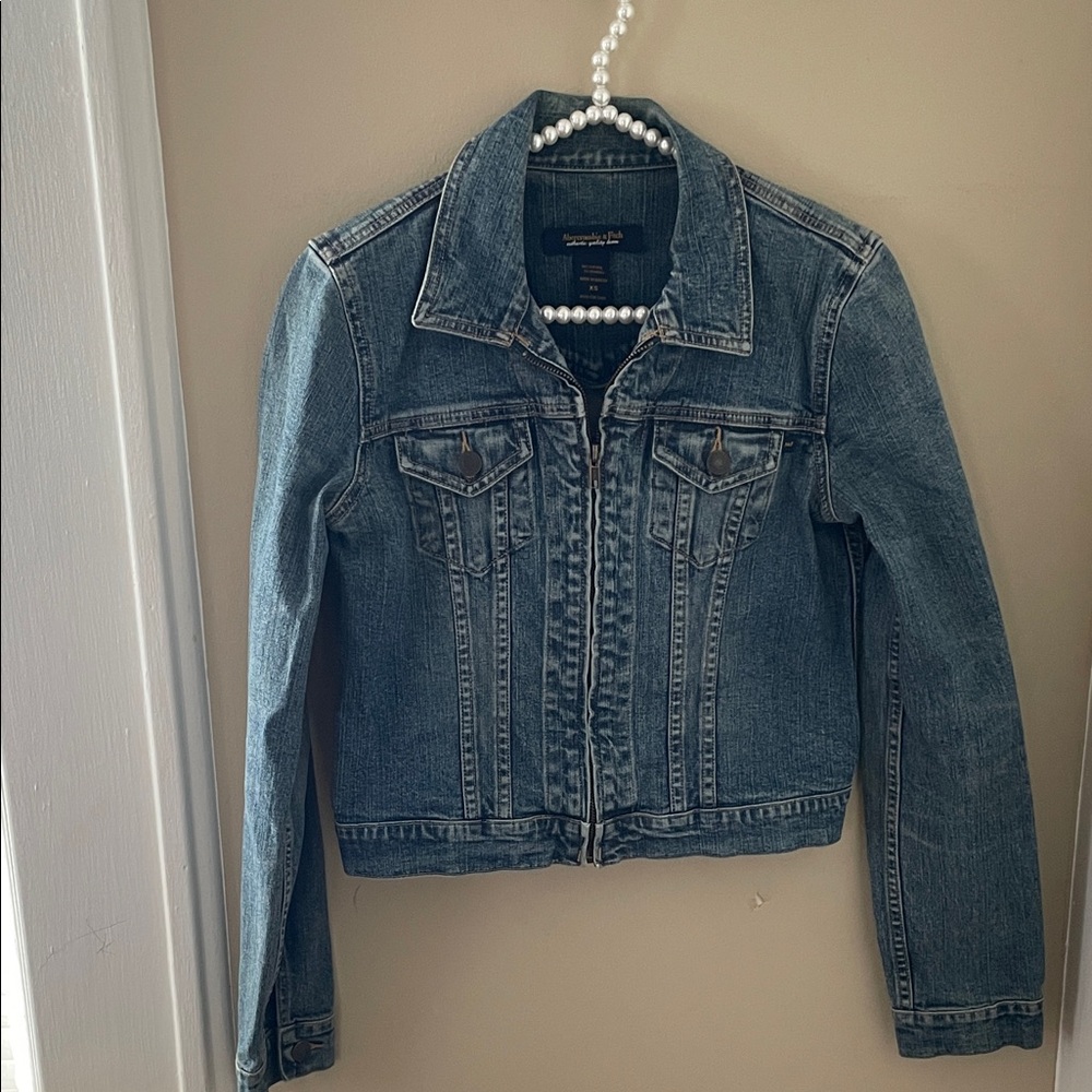 Abercrombie & Fitch Classic Blue Denim Jacket XS